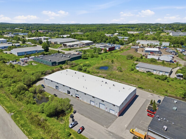 More Photos Of 18 Graf Rd, Newburyport Industrial For Lease