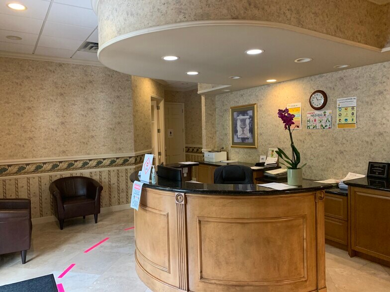 More Photos Of 10050 NW 1st Ct, Plantation Office For Sale