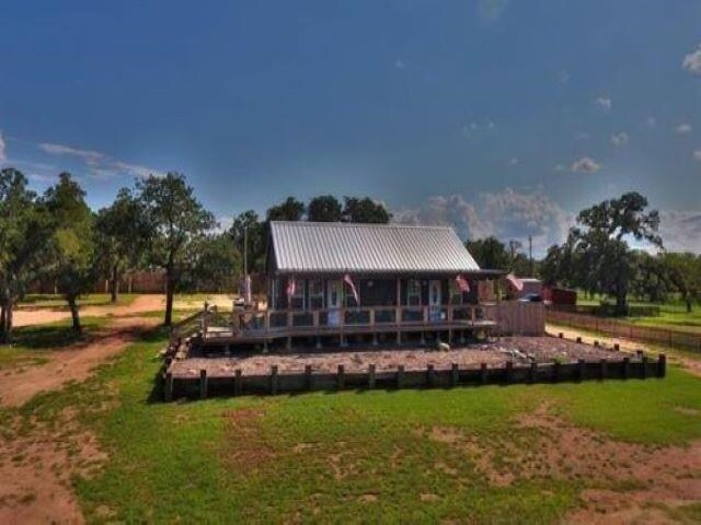 More Photos Of 310 Cortez Trl, Buchanan Dam Trailer Camper Park For Sale