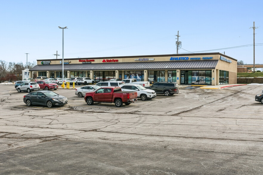 More Photos Of 6403-6479 N Prospect Ave, Gladstone Freestanding For Sale