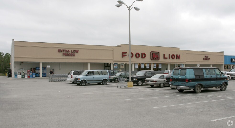 More Photos Of 965 Old Folkstone Rd, Sneads Ferry General Retail For Lease