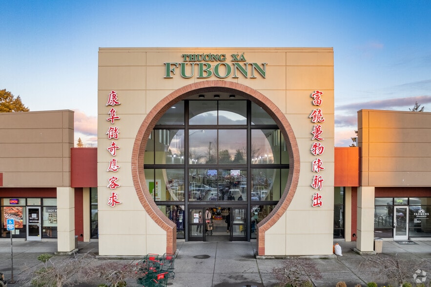 More Photos Of 2850 SE 82nd Ave, Portland Unknown For Lease