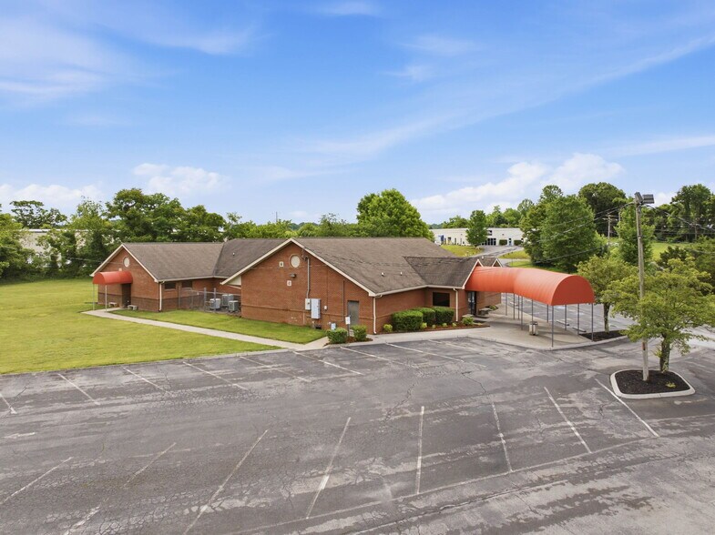 More Photos Of 329 Wesley St, Johnson City Medical For Sale
