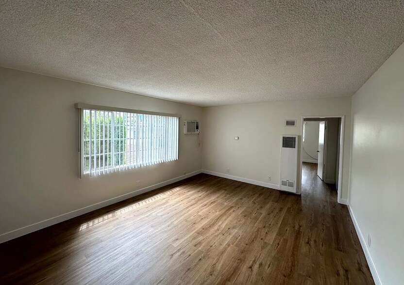 More Photos Of 233 N Hollywood Way, Burbank Apartments For Sale
