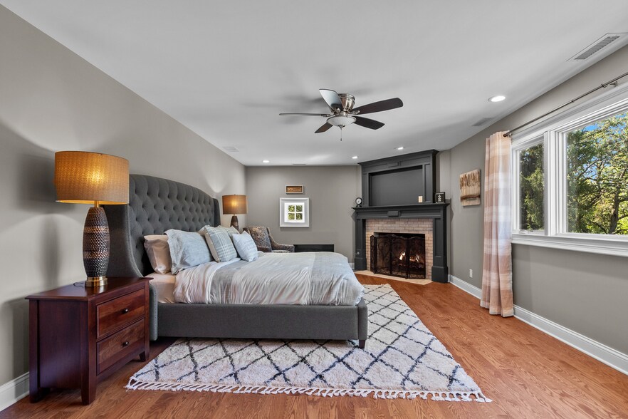 More Photos Of 8508 Il Route 120, Woodstock Specialty For Sale