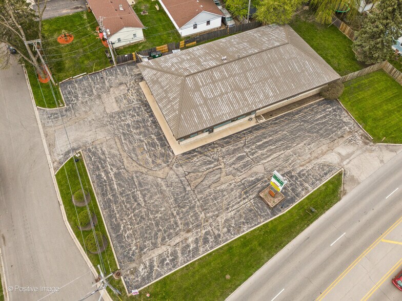 More Photos Of 1550 Green Bay Rd, North Chicago Freestanding For Sale