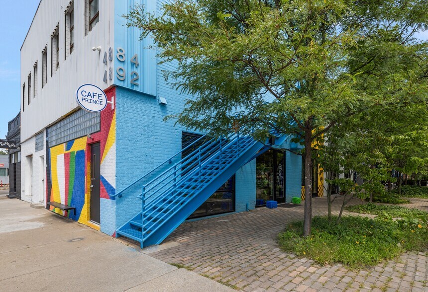 More Photos Of 4126 Grand River Ave, Detroit Research And Development For Sale