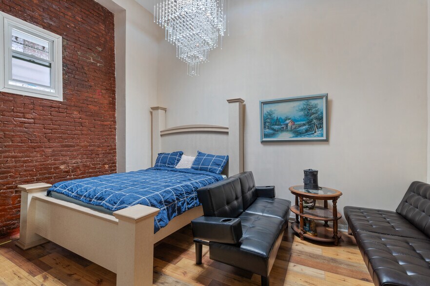 More Photos Of 317 W Fayette St, Syracuse Storefront Retail Office For Sale