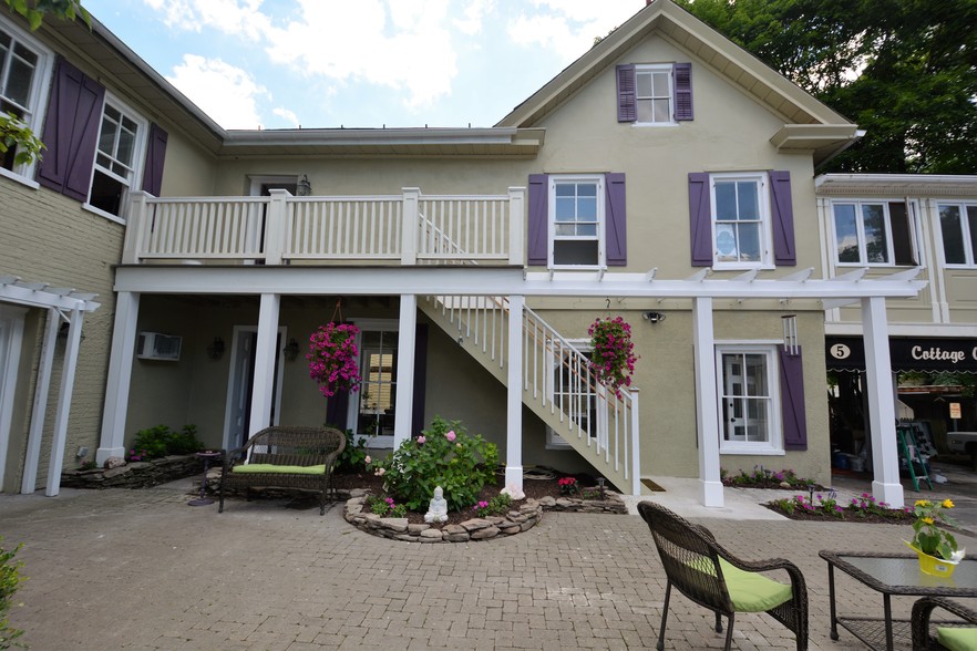 Primary Photo Of 23 Bridge St, Milford Storefront Retail Residential For Lease