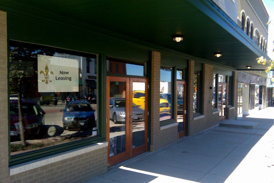 More Photos Of 208 N Bryan Ave, Bryan Office Residential For Lease