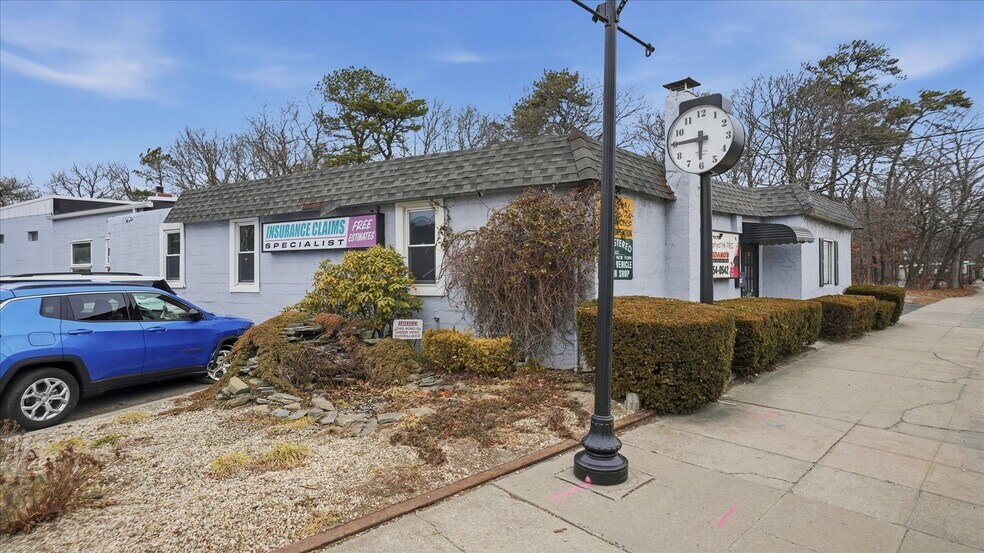 More Photos Of , Medford General Retail For Sale