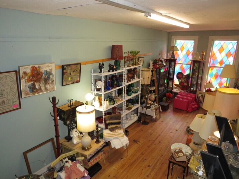 More Photos Of 110-112 W Washington st, Morris General Retail For Sale