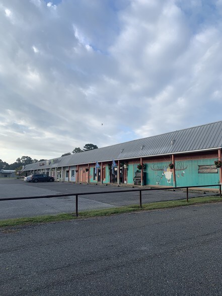 More Photos Of 7189 Us Highway 61, Saint Francisville Freestanding For Lease