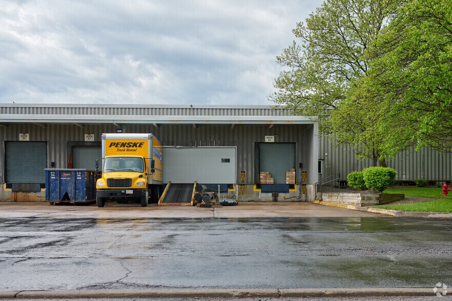 More Photos Of 465 Paul Rd, Rochester Manufacturing For Lease