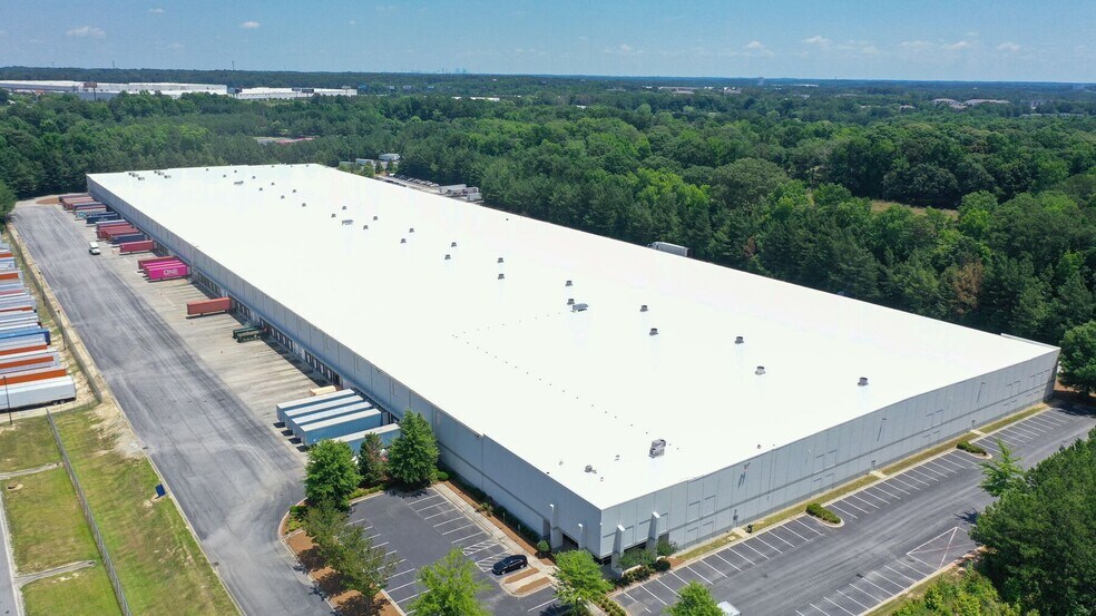 More Photos Of 1525 Oakley Industrial Blvd, Fairburn Distribution For Lease