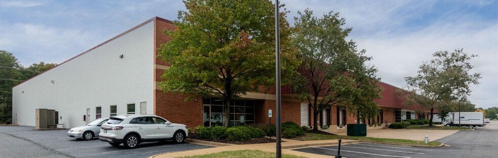More Photos Of 520 Eastpark Ct, Sandston Distribution For Lease