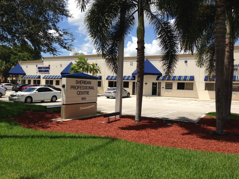 Primary Photo Of 11011 Sheridan St, Cooper City Medical For Lease