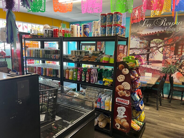 More Photos Of 1401-1417 Cleveland St, Clearwater Storefront Retail Office For Sale