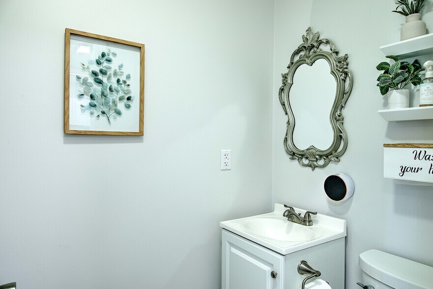 More Photos Of 628 Metacom Ave, Warren Storefront For Sale
