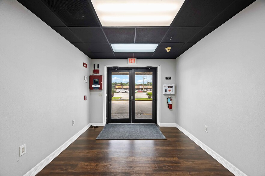 More Photos Of 7746 Almeda Genoa Rd, Houston Religious Facility For Sale