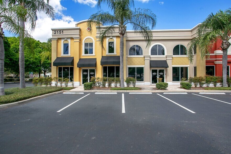 More Photos Of 2151 Consulate Dr, Orlando Loft Creative Space For Lease