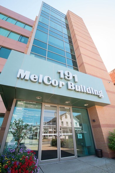 More Photos Of 191 Bedford St, Fall River Medical For Lease