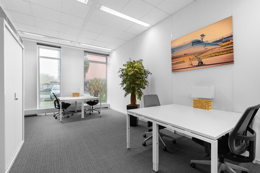 More Photos Of 39 State Route 12, Flemington Coworking Space