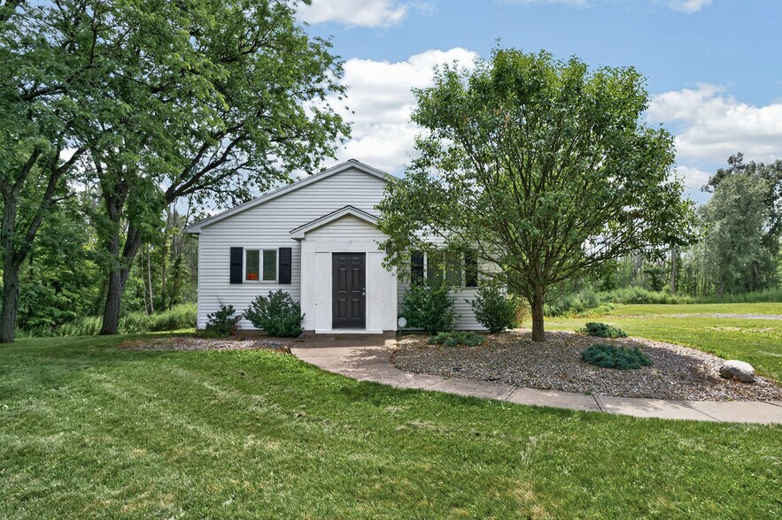 More Photos Of 6107 Loomis Rd, Farmington Office For Sale