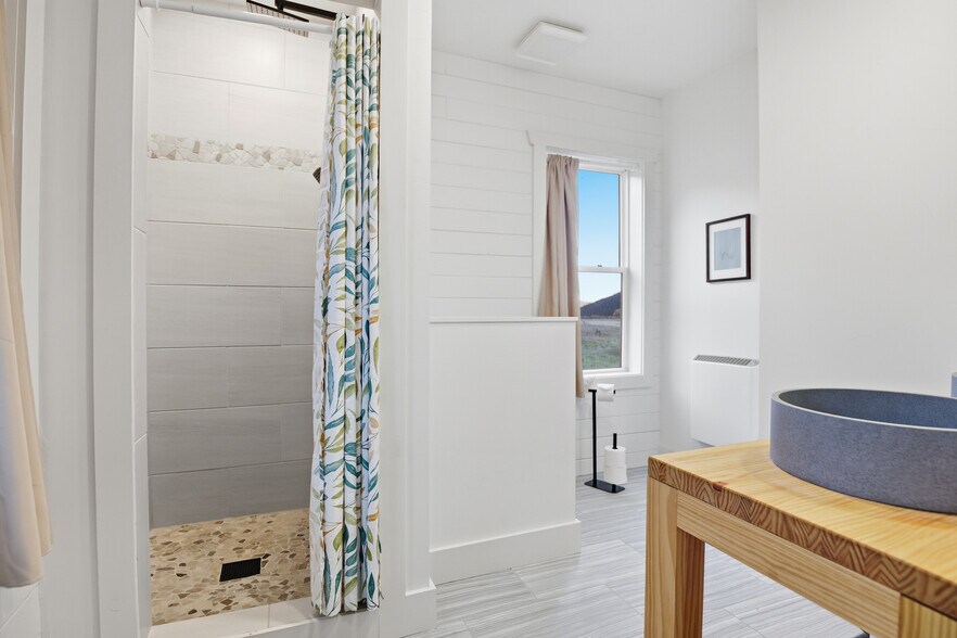 More Photos Of 1636 Lakemoor Dr, Florissant Specialty For Sale