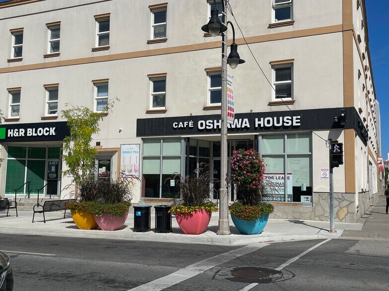More Photos Of 62-68 King St W, Oshawa Storefront Retail Residential For Lease