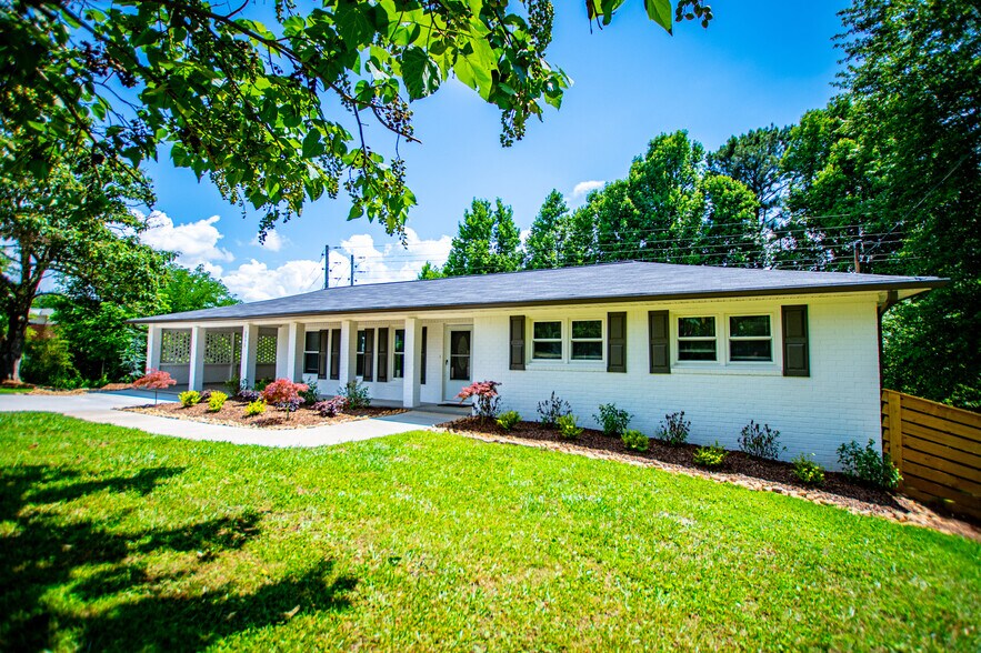 More Photos Of 2932 US-27, Buchanan Office For Sale