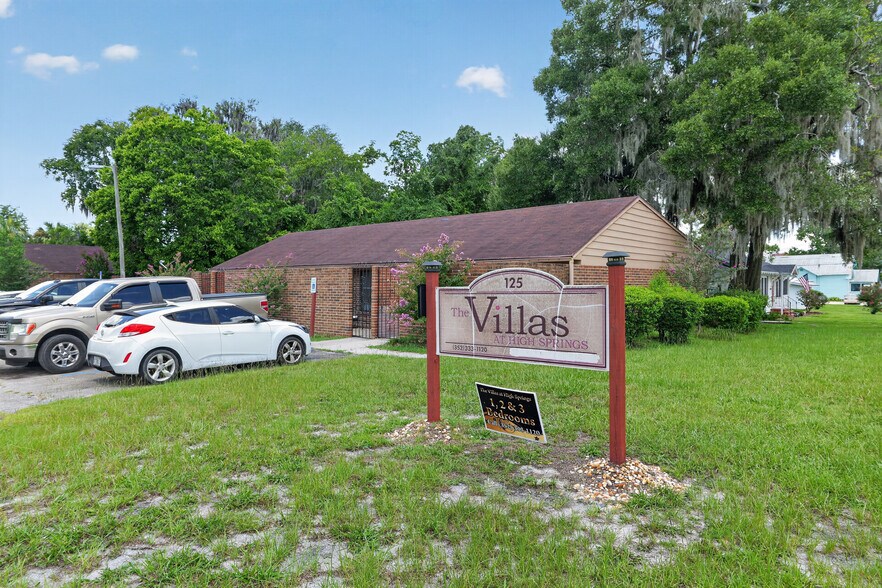 More Photos Of 18580 NW 234th St, High Springs Apartments For Sale