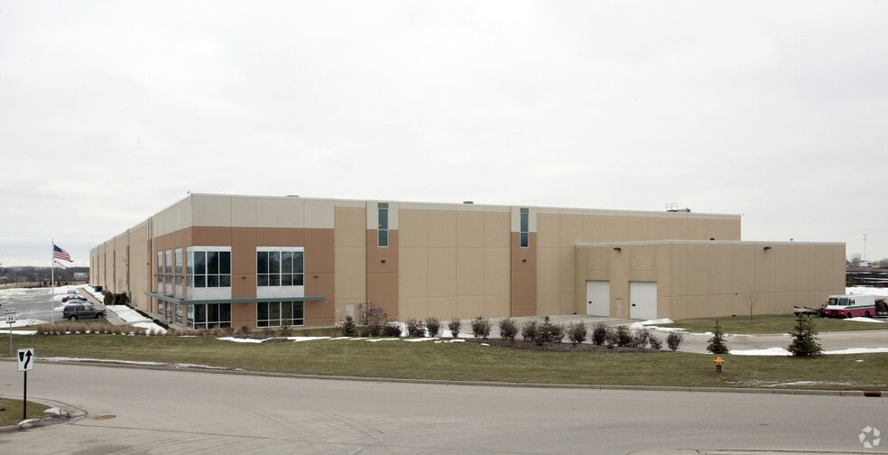 More Photos Of 10277 Venice Ave, Sturtevant Warehouse For Lease