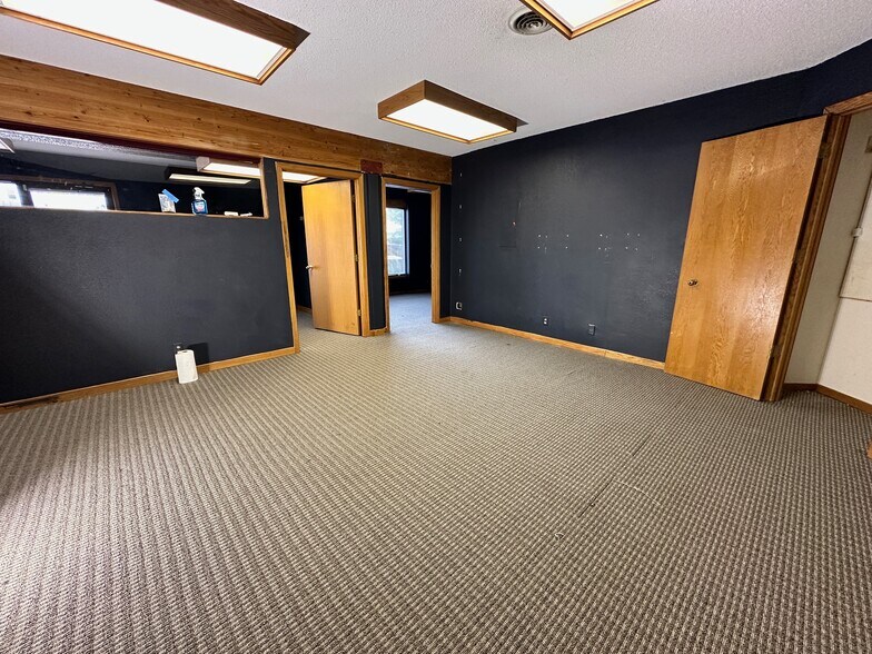 More Photos Of 8791 Wolff Ct, Westminster Office For Sale