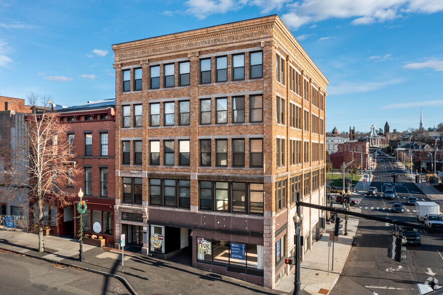 Primary Photo Of 1-3 Colony St, Meriden Office For Lease