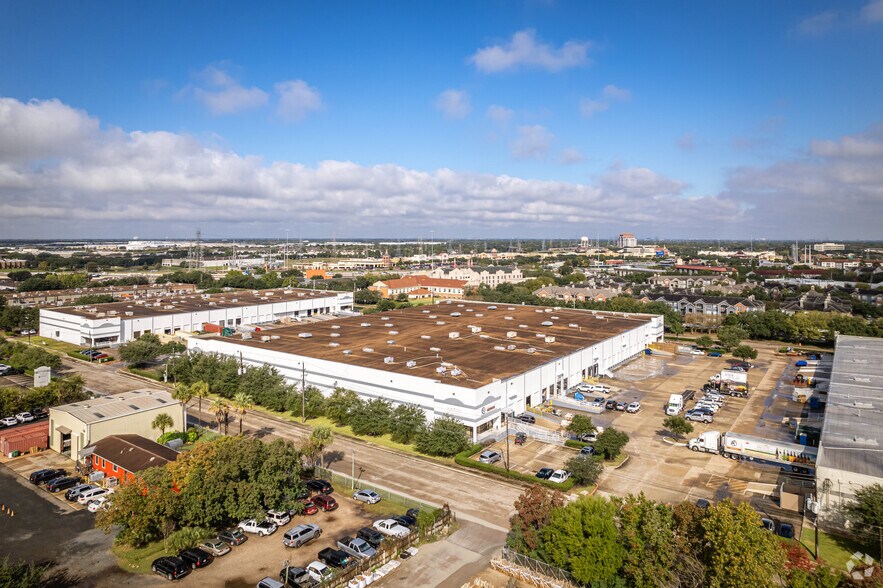 More Photos Of 4755 Alpine Rd, Stafford Warehouse For Lease