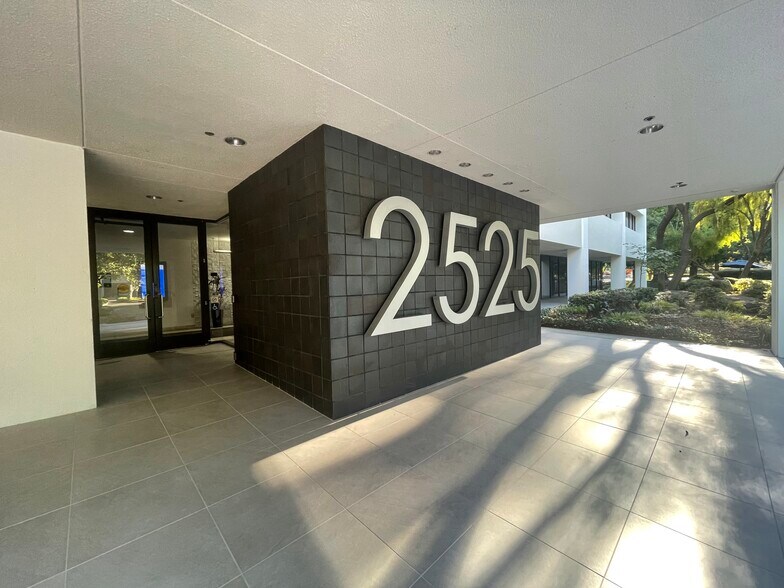 More Photos Of 2525 Natomas Park Dr, Sacramento Loft Creative Space For Lease