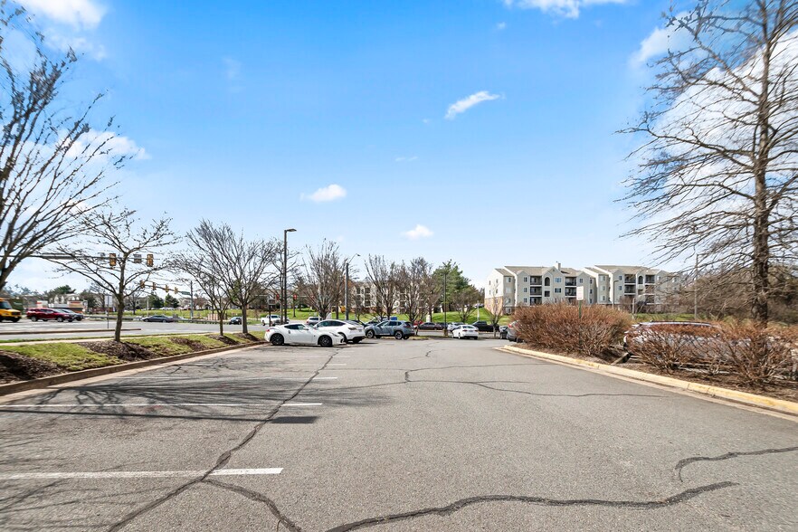 More Photos Of 9161 Liberia Ave, Manassas Medical For Sale