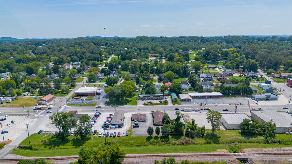 More Photos Of 119 Gateway Ave, Rockwood Office Residential For Sale