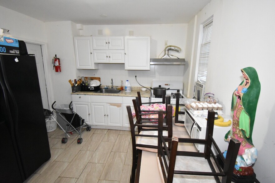 More Photos Of 701 Northampton St, Easton General Retail For Sale