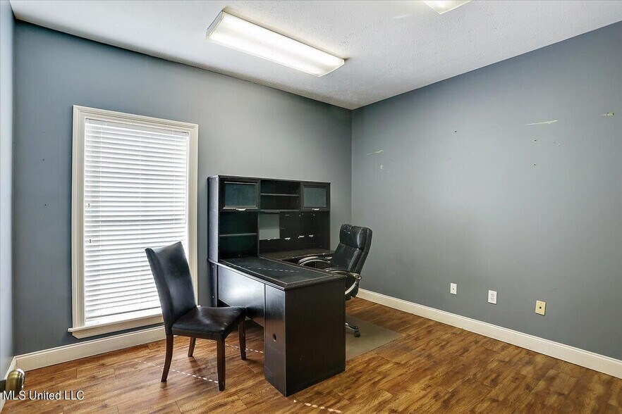 More Photos Of 2873 Highway 49 S, Florence Auto Dealership For Sale