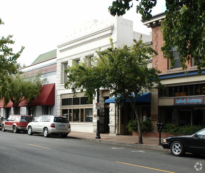 More Photos Of 624 Ferry St, Martinez Office For Lease