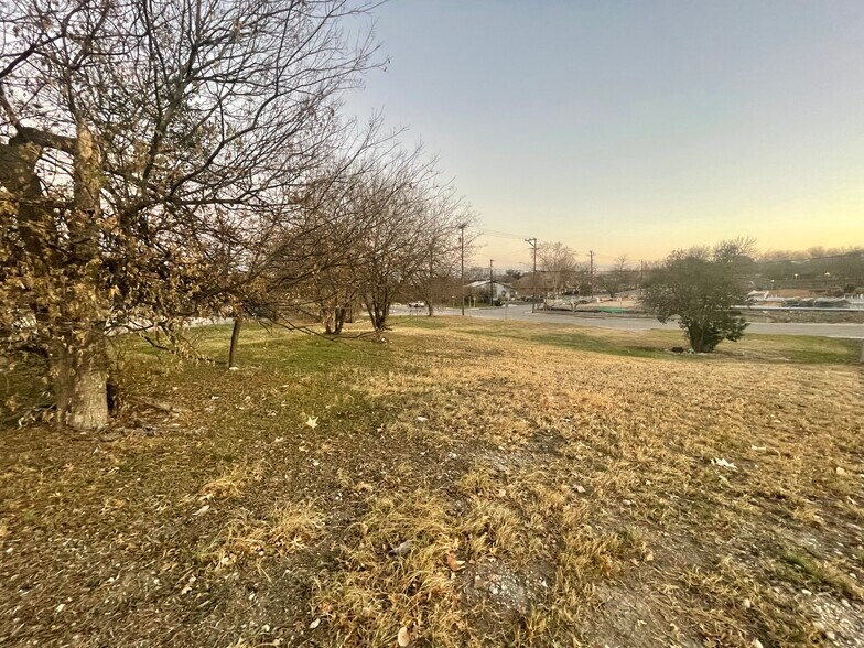 More Photos Of 243 Wolfe Rd, San Antonio Land For Sale
