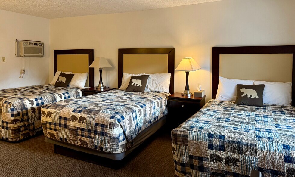 More Photos Of 244 W Yellowstone Ave, Cody Hotel For Sale