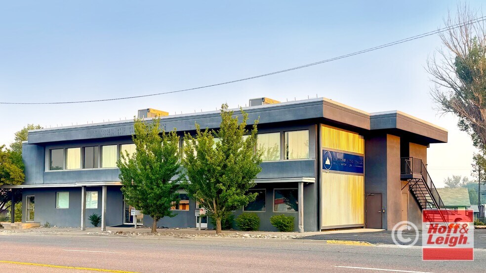 Primary Photo Of 1519 E Main St, Montrose Office For Sale