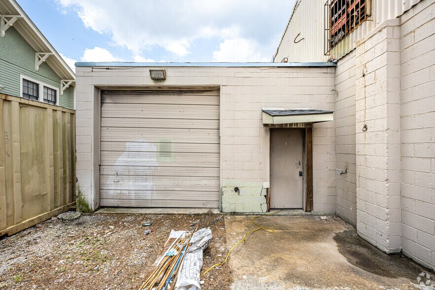 More Photos Of 1500 Robert C Blakes SR Dr, New Orleans Industrial For Sale