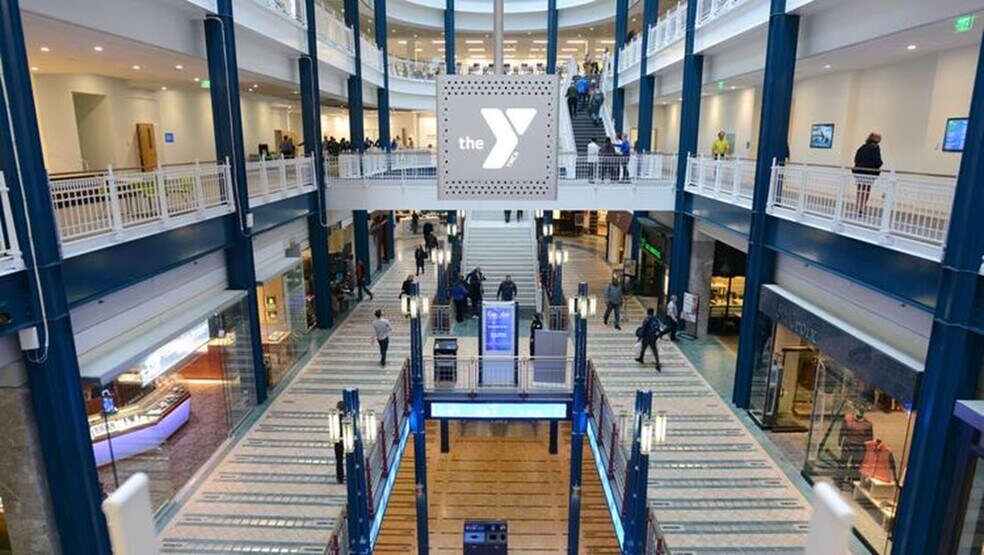 More Photos Of 651 Nicollet Mall, Minneapolis Office For Lease