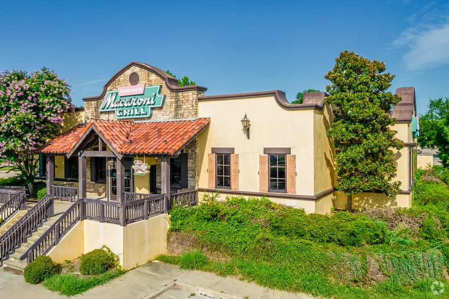 More Photos Of 7205 N Central Expy, Plano Restaurant For Lease