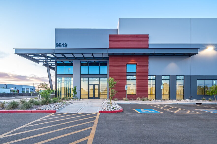 More Photos Of 9512 E Elliot Rd, Mesa Warehouse For Lease
