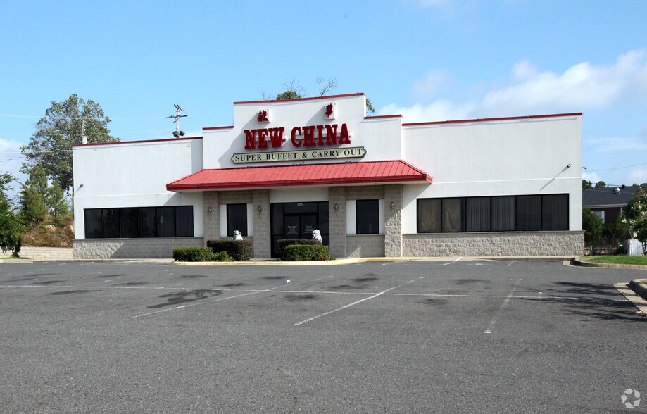 Primary Photo Of 4510 Central Ave, Hot Springs National Park Restaurant For Sale